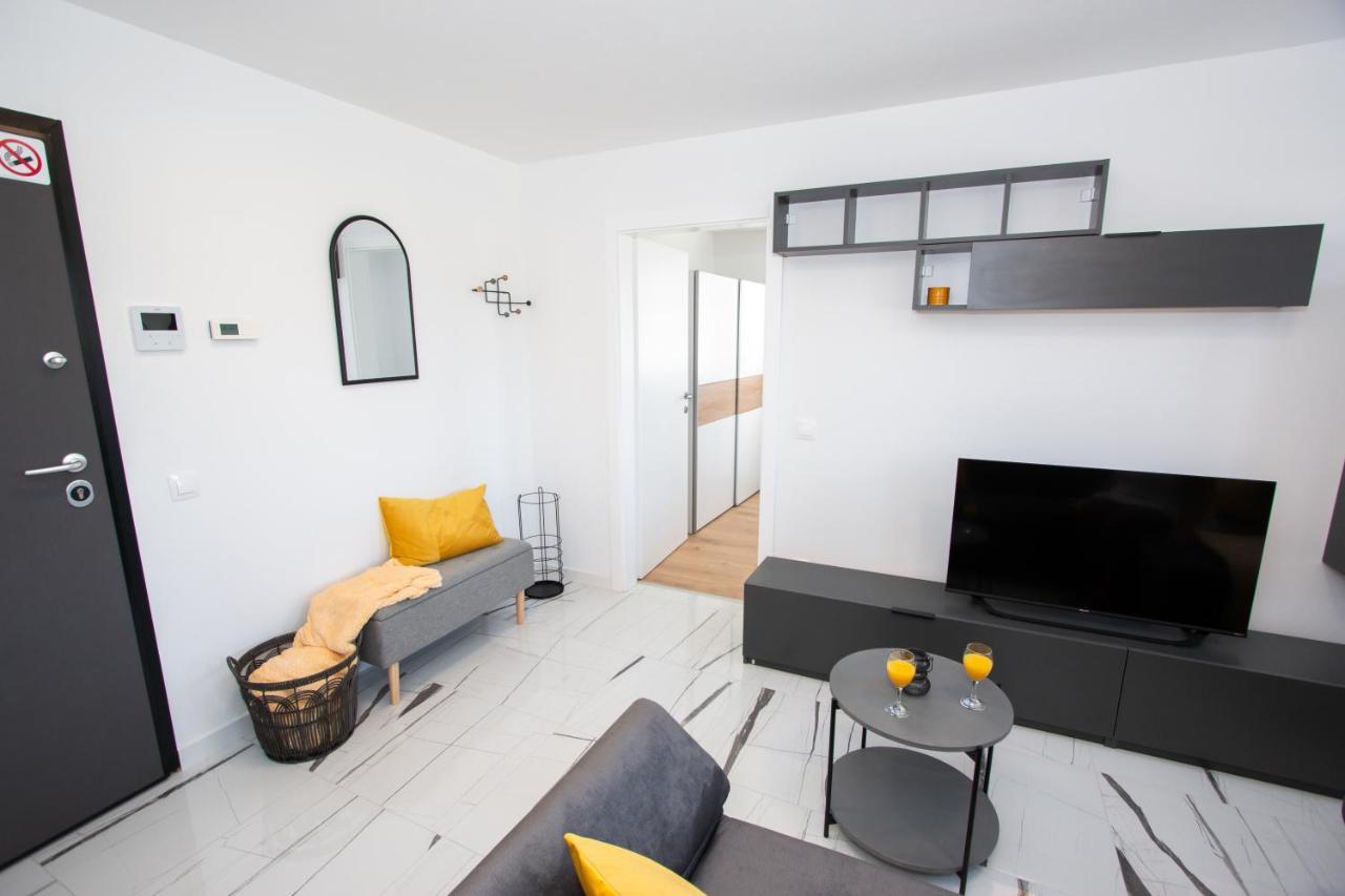 קארלובץ Apartmani Kac מראה חיצוני תמונה