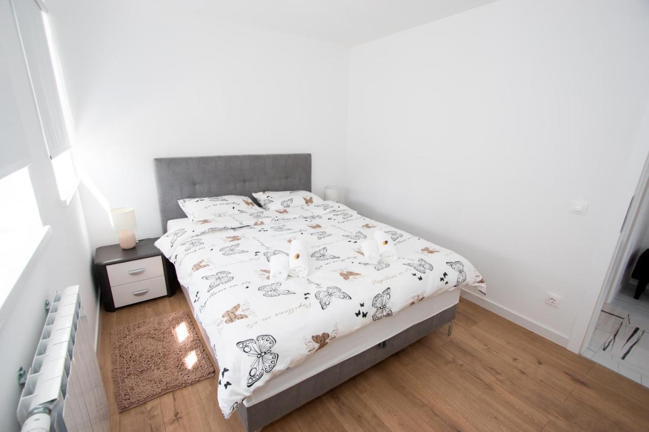 קארלובץ Apartmani Kac מראה חיצוני תמונה