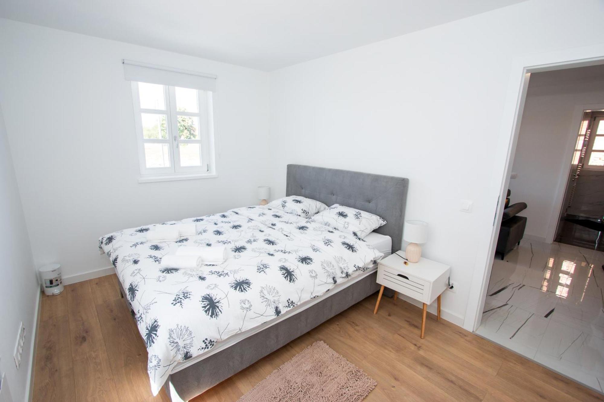 קארלובץ Apartmani Kac מראה חיצוני תמונה